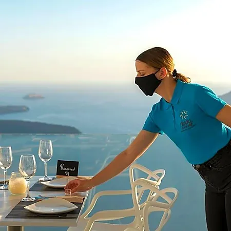 Pearl On The Cliff & 3* Imerovigli (Santorini)