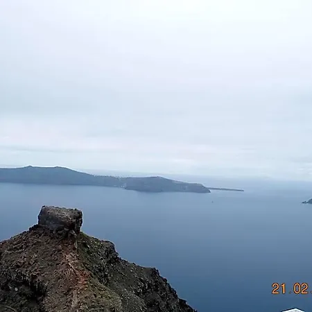 Pearl On The Cliff &